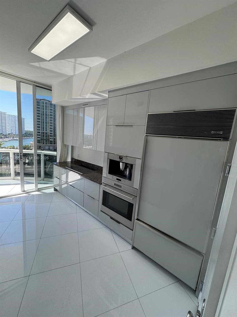 15901 Collins Ave #505, Sunny Isles Beach FL 33160