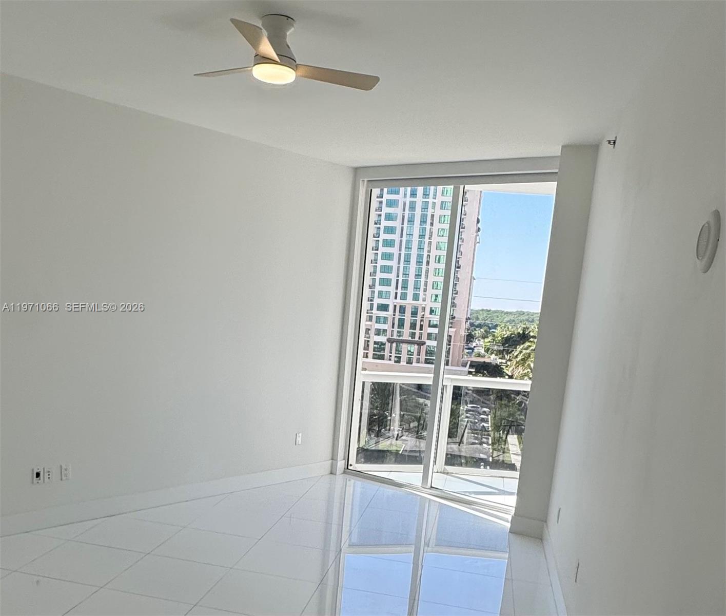 15901 Collins Ave #505, Sunny Isles Beach FL 33160