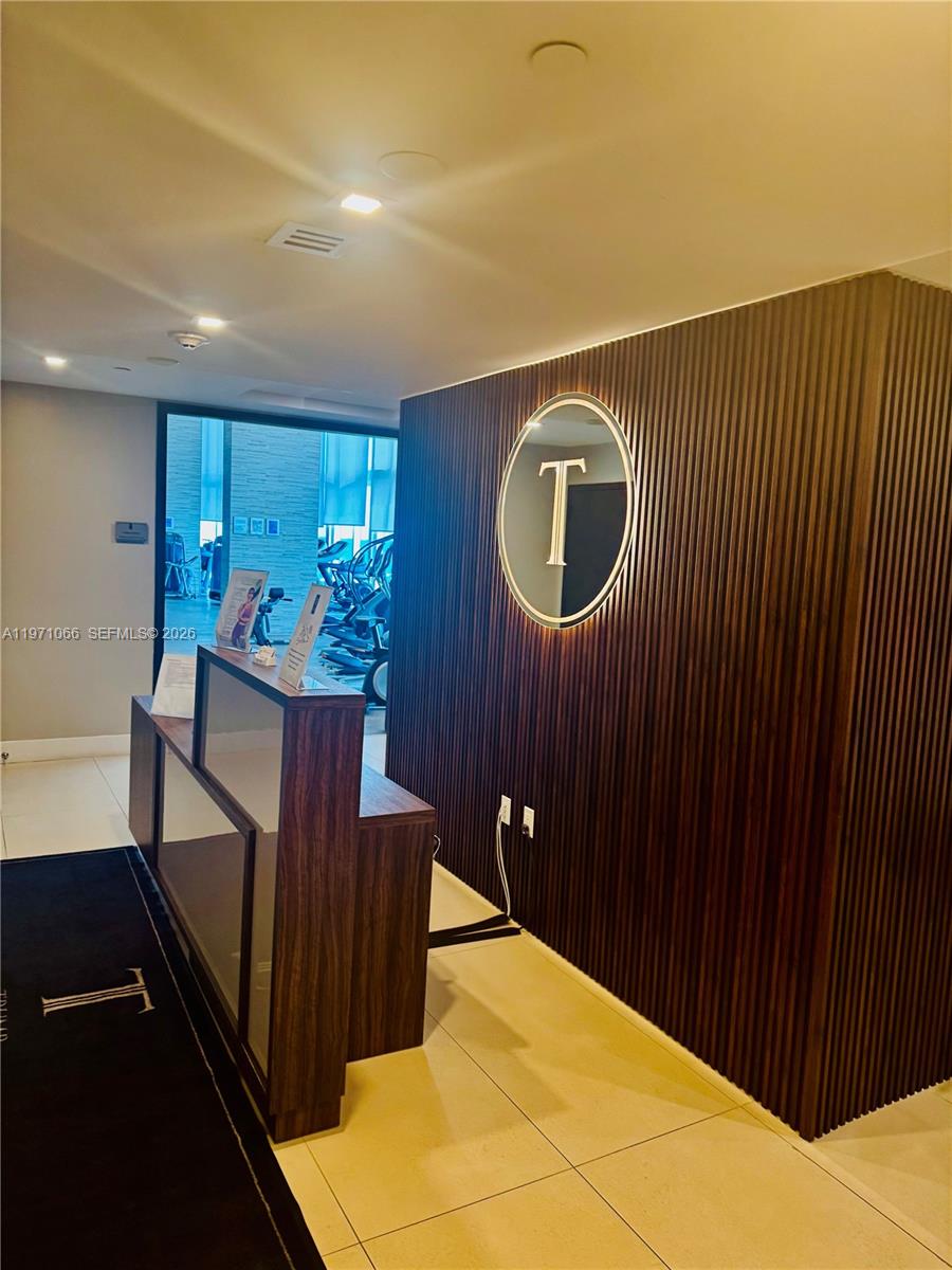 15901 Collins Ave #505, Sunny Isles Beach FL 33160