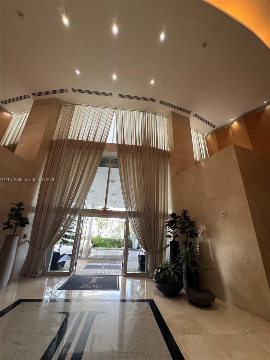 15901 Collins Ave #505, Sunny Isles Beach FL 33160