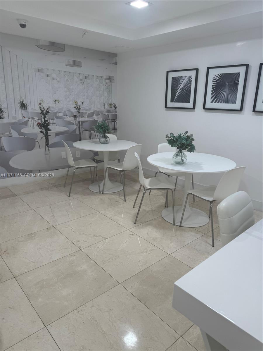 15901 Collins Ave #505, Sunny Isles Beach FL 33160