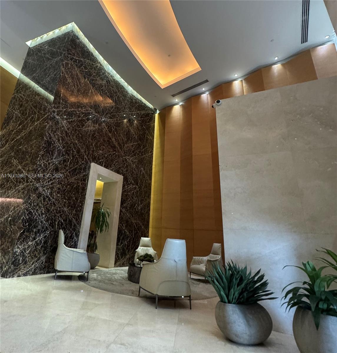 15901 Collins Ave #505, Sunny Isles Beach FL 33160