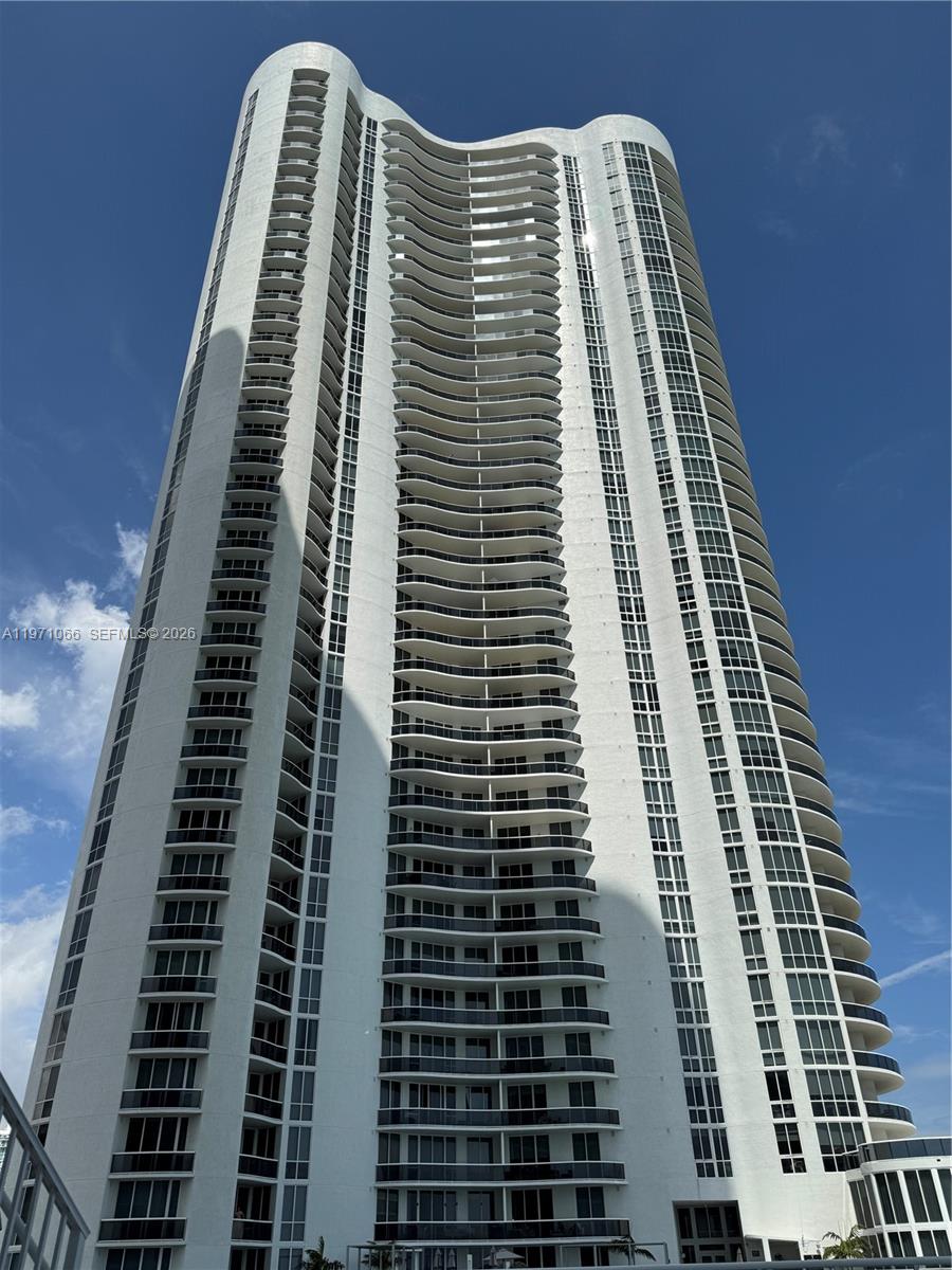 15901 Collins Ave #505, Sunny Isles Beach FL 33160