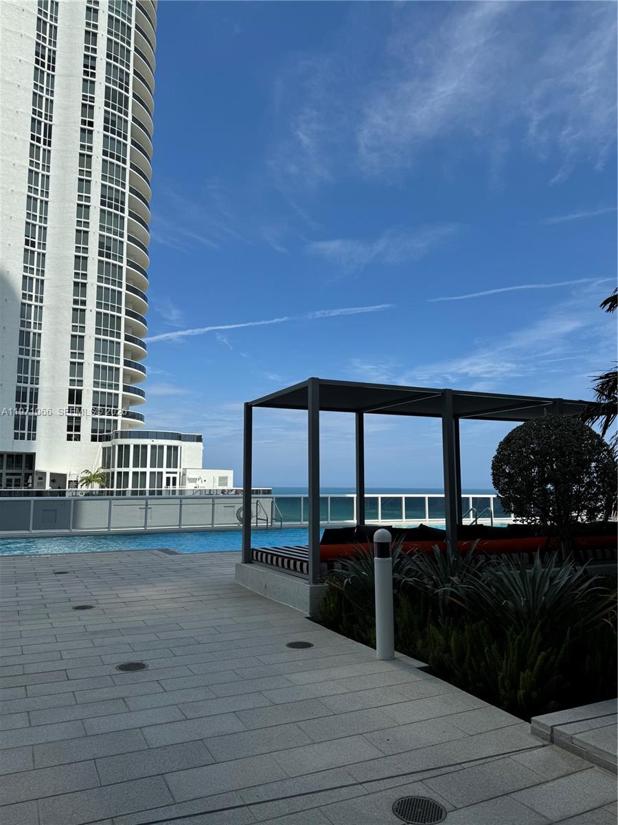 15901 Collins Ave #505, Sunny Isles Beach FL 33160