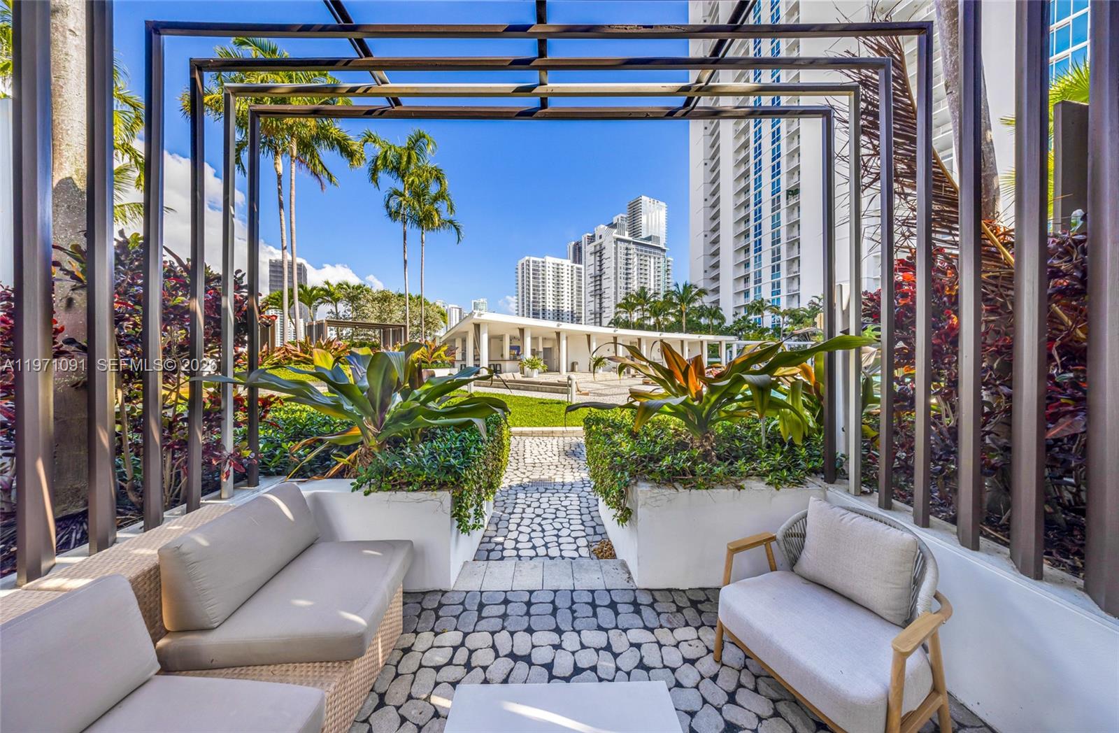 2020 N Bayshore Dr #3509, Miami FL 33137