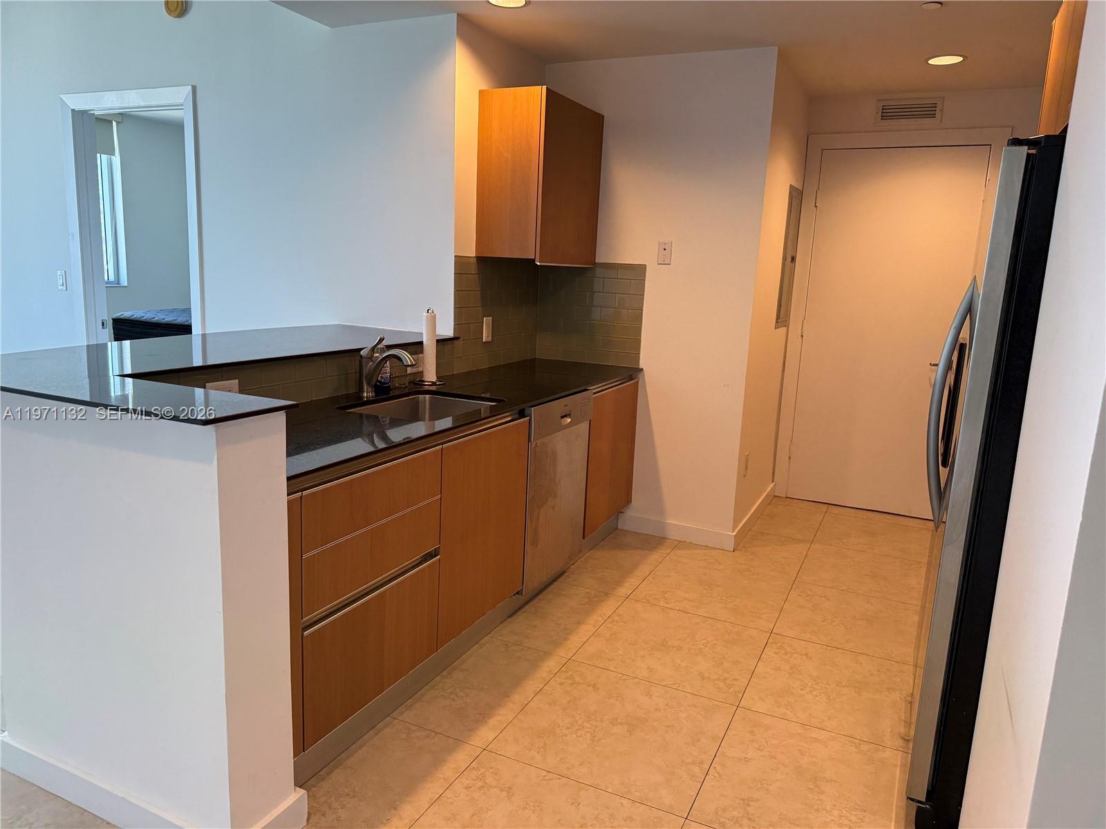 1060 Brickell Ave #3105, Miami FL 33131