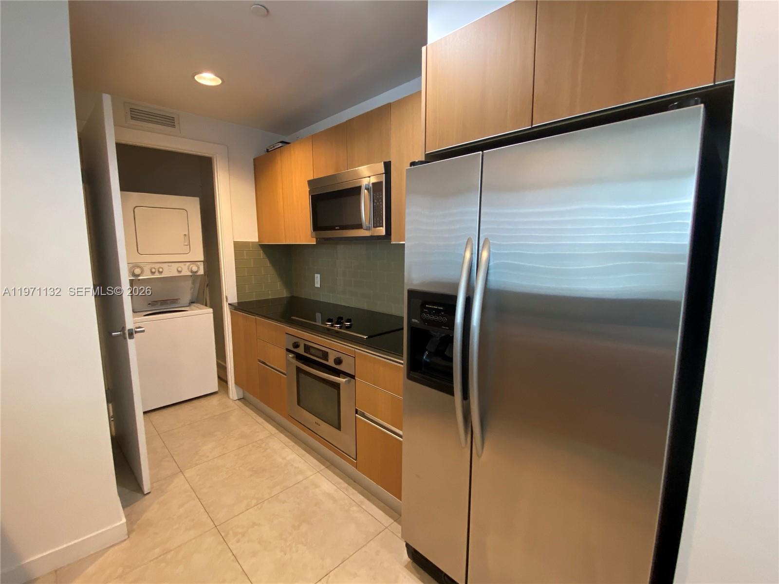 1060 Brickell Ave #3105, Miami FL 33131