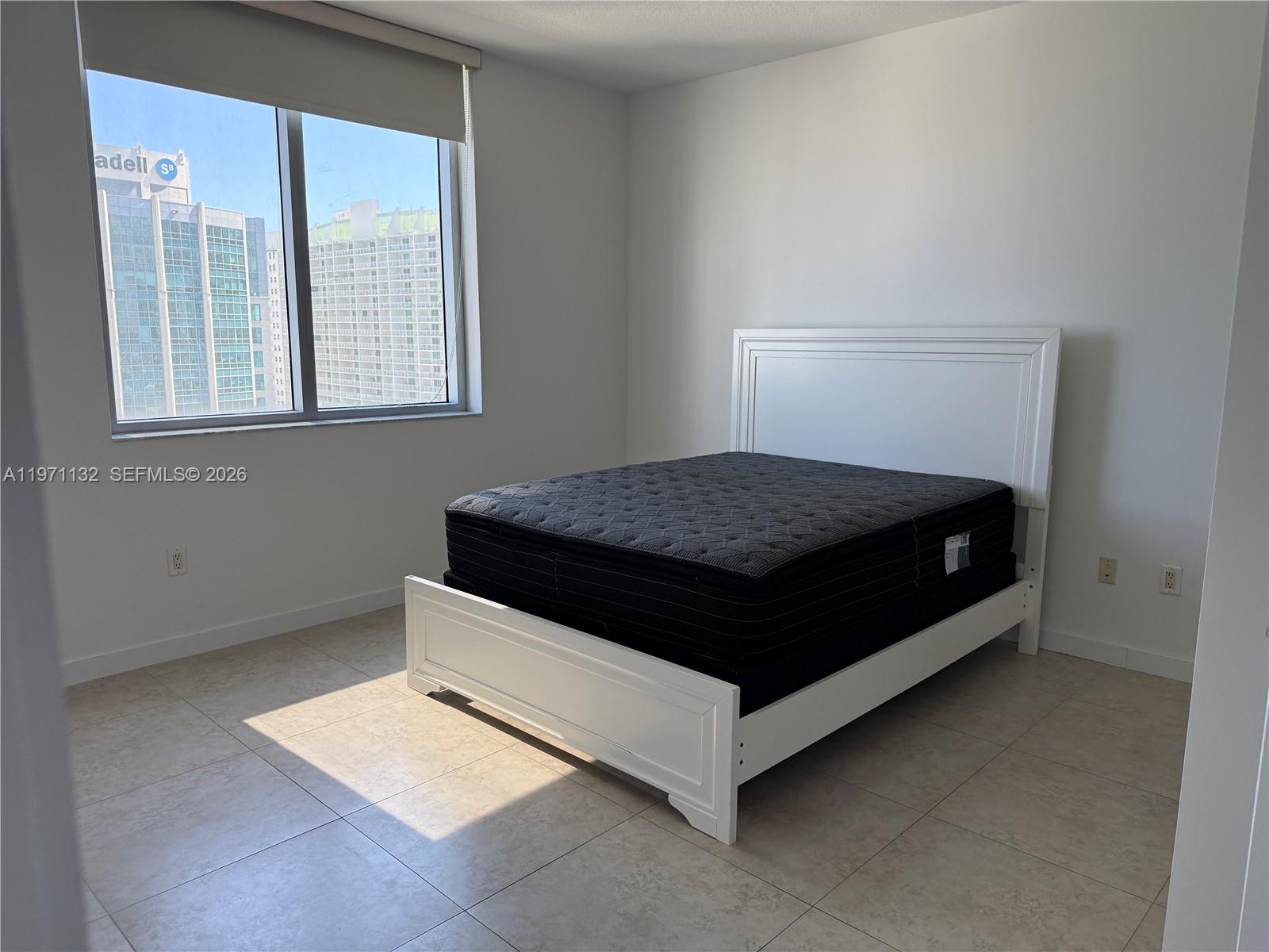 1060 Brickell Ave #3105, Miami FL 33131