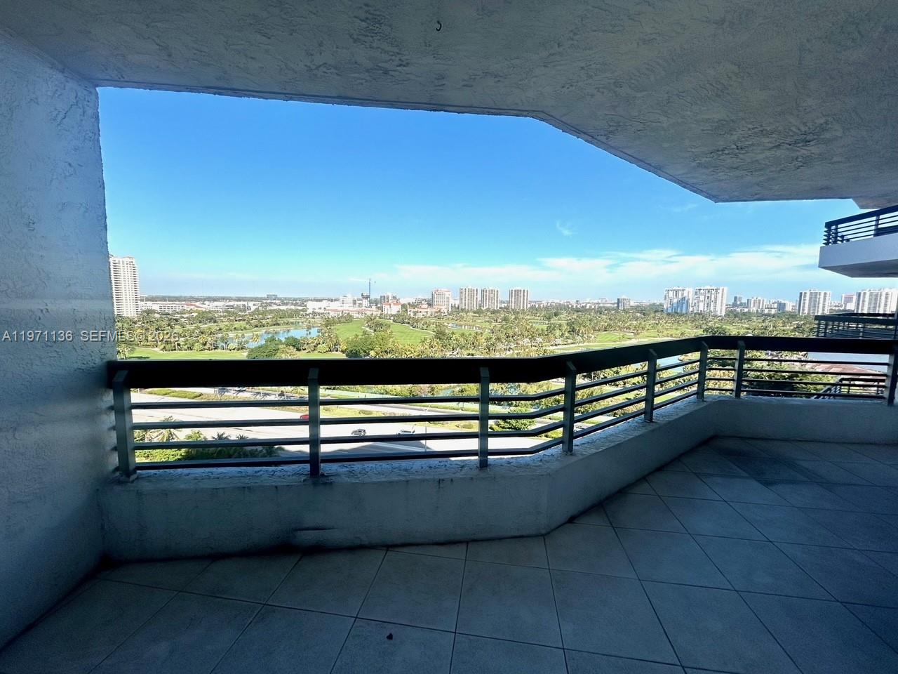 3400 NE 192nd St #1607, Aventura FL 33180
