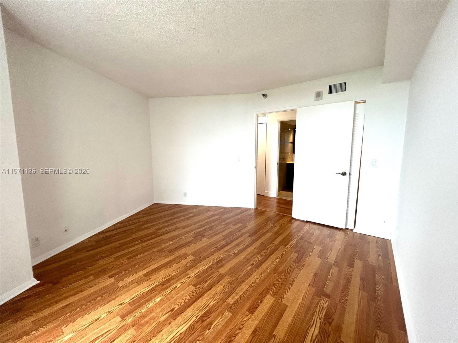 3400 NE 192nd St #1607, Aventura FL 33180
