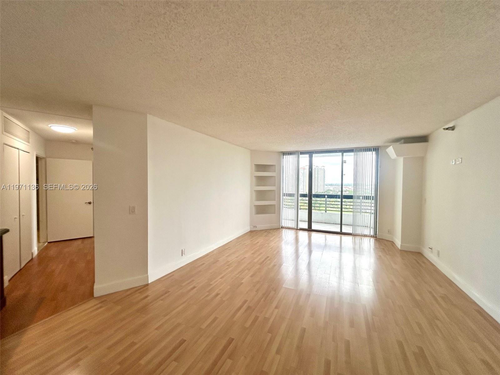 3400 NE 192nd St #1607, Aventura FL 33180