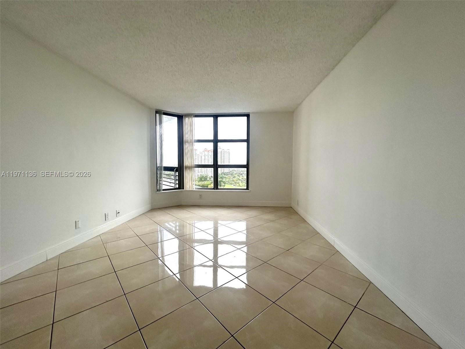 3400 NE 192nd St #1607, Aventura FL 33180