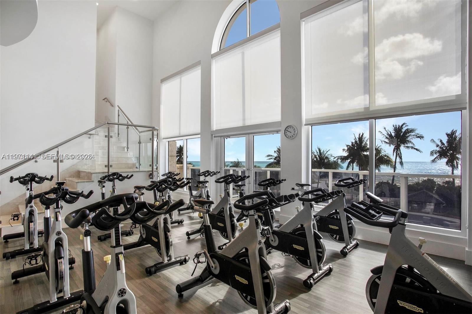 4775 Collins Ave #1806, Miami Beach FL 33140
