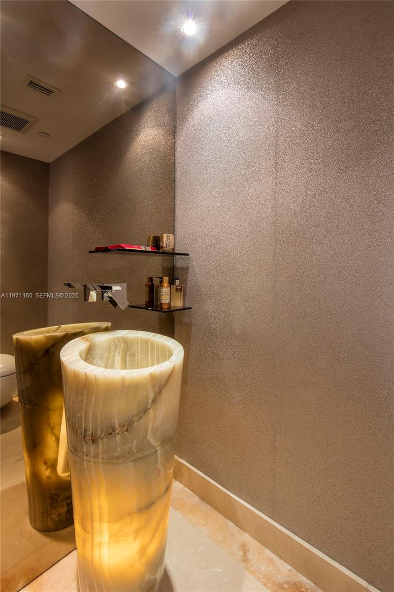 7938 Fisher Island Dr #7938-D, Miami Beach FL 33109