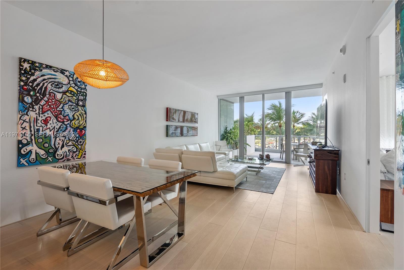 801 S Pointe Dr #204, Miami Beach FL 33139