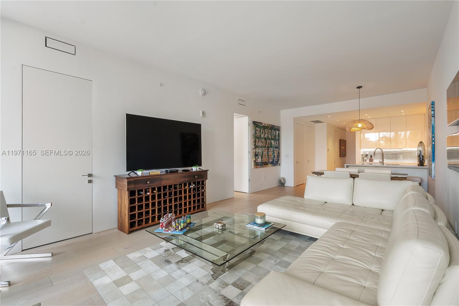 801 S Pointe Dr #204, Miami Beach FL 33139