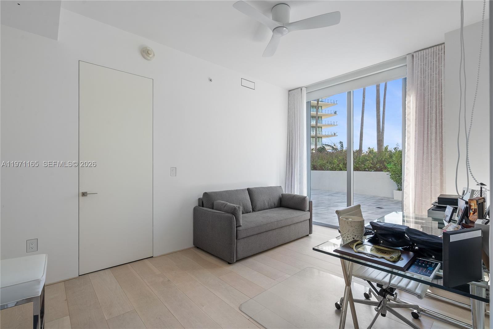 801 S Pointe Dr #204, Miami Beach FL 33139