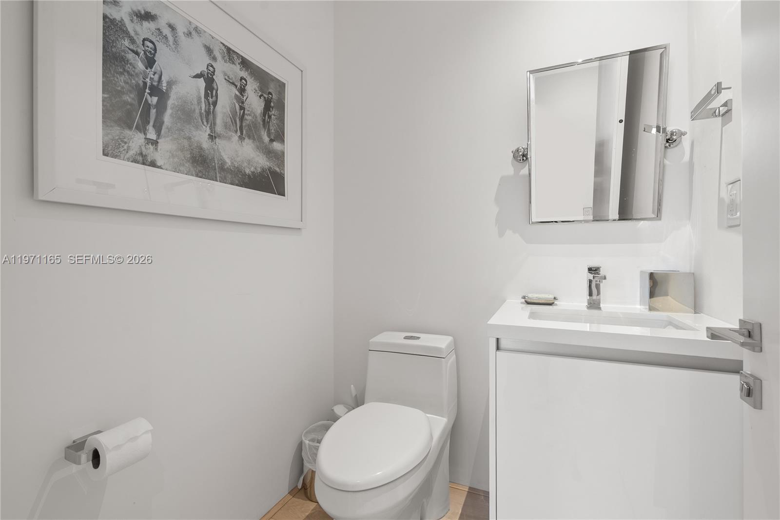 801 S Pointe Dr #204, Miami Beach FL 33139
