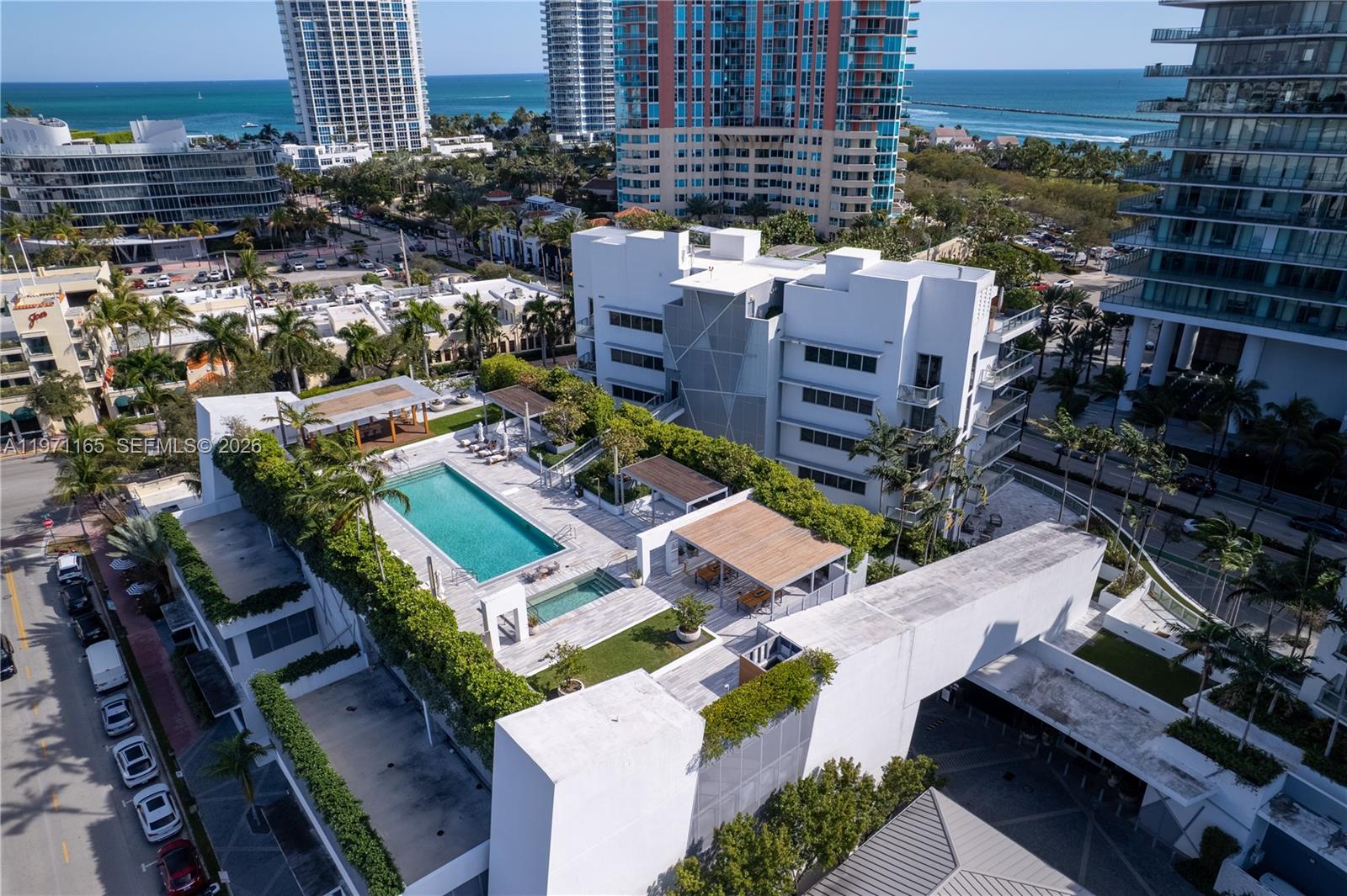 801 S Pointe Dr #204, Miami Beach FL 33139