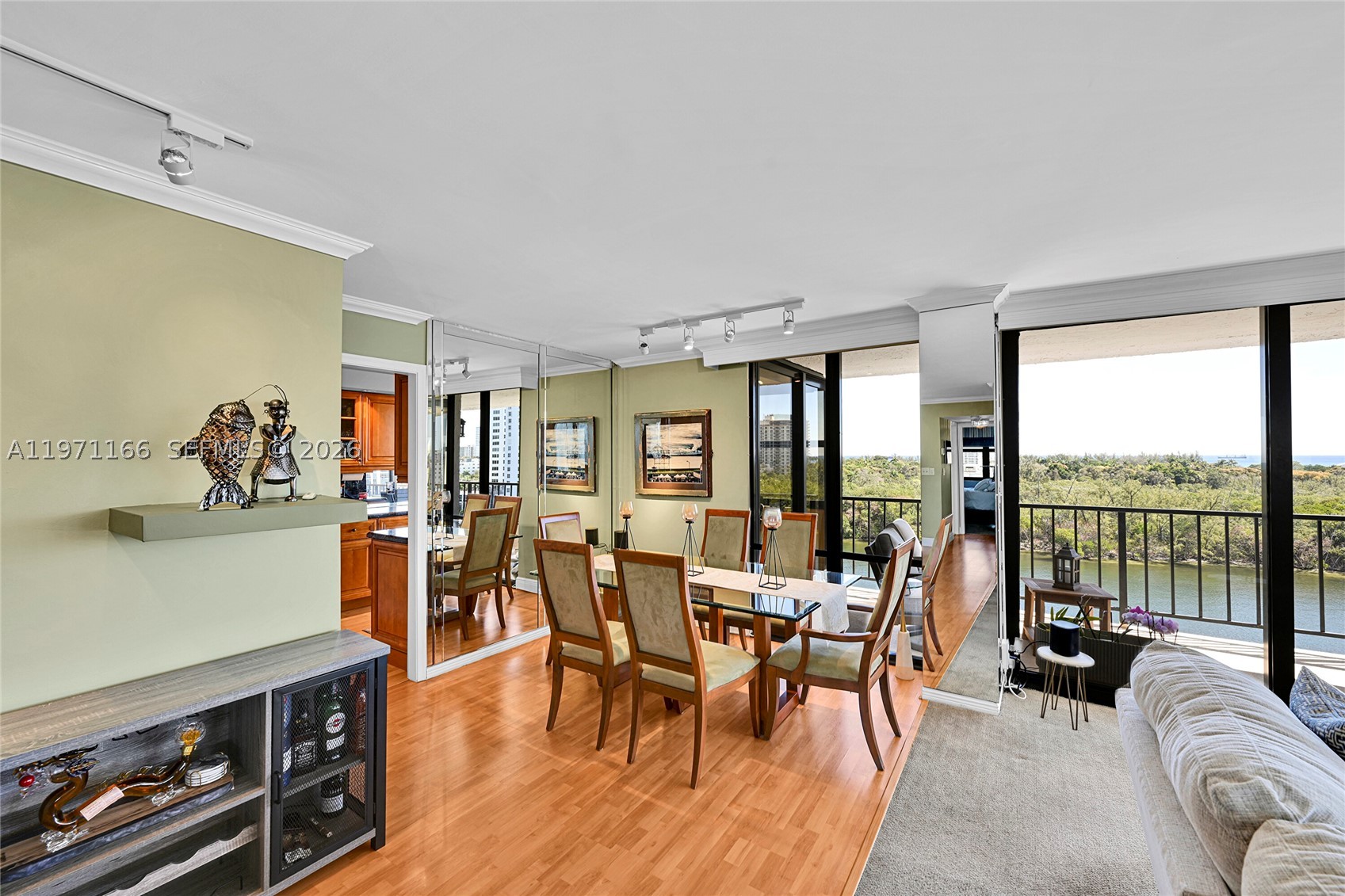 936 Intracoastal Dr #9H, Fort Lauderdale FL 33304
