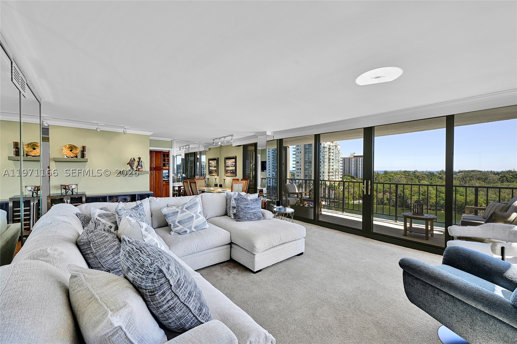 936 Intracoastal Dr #9H, Fort Lauderdale FL 33304