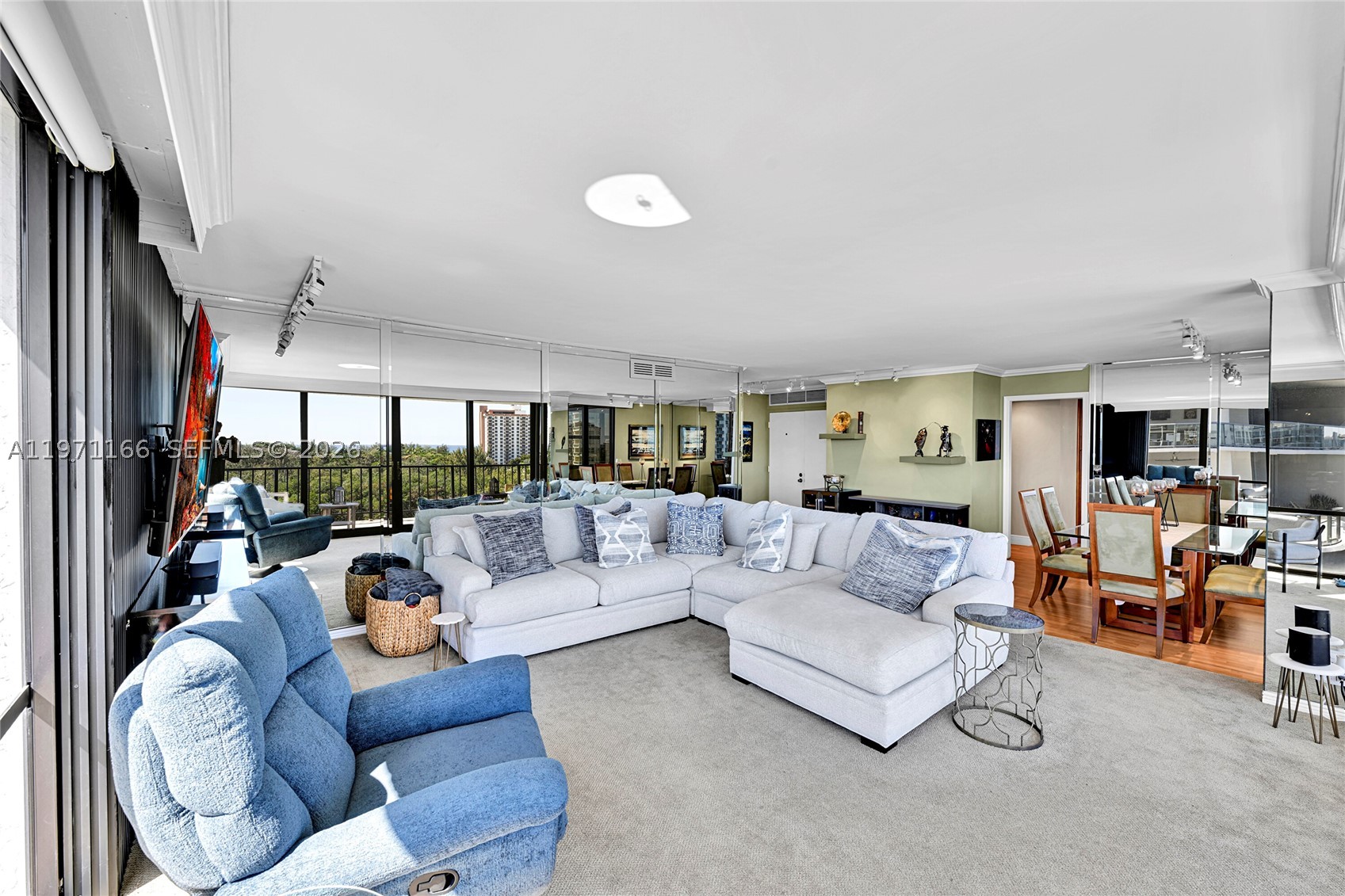 936 Intracoastal Dr #9H, Fort Lauderdale FL 33304