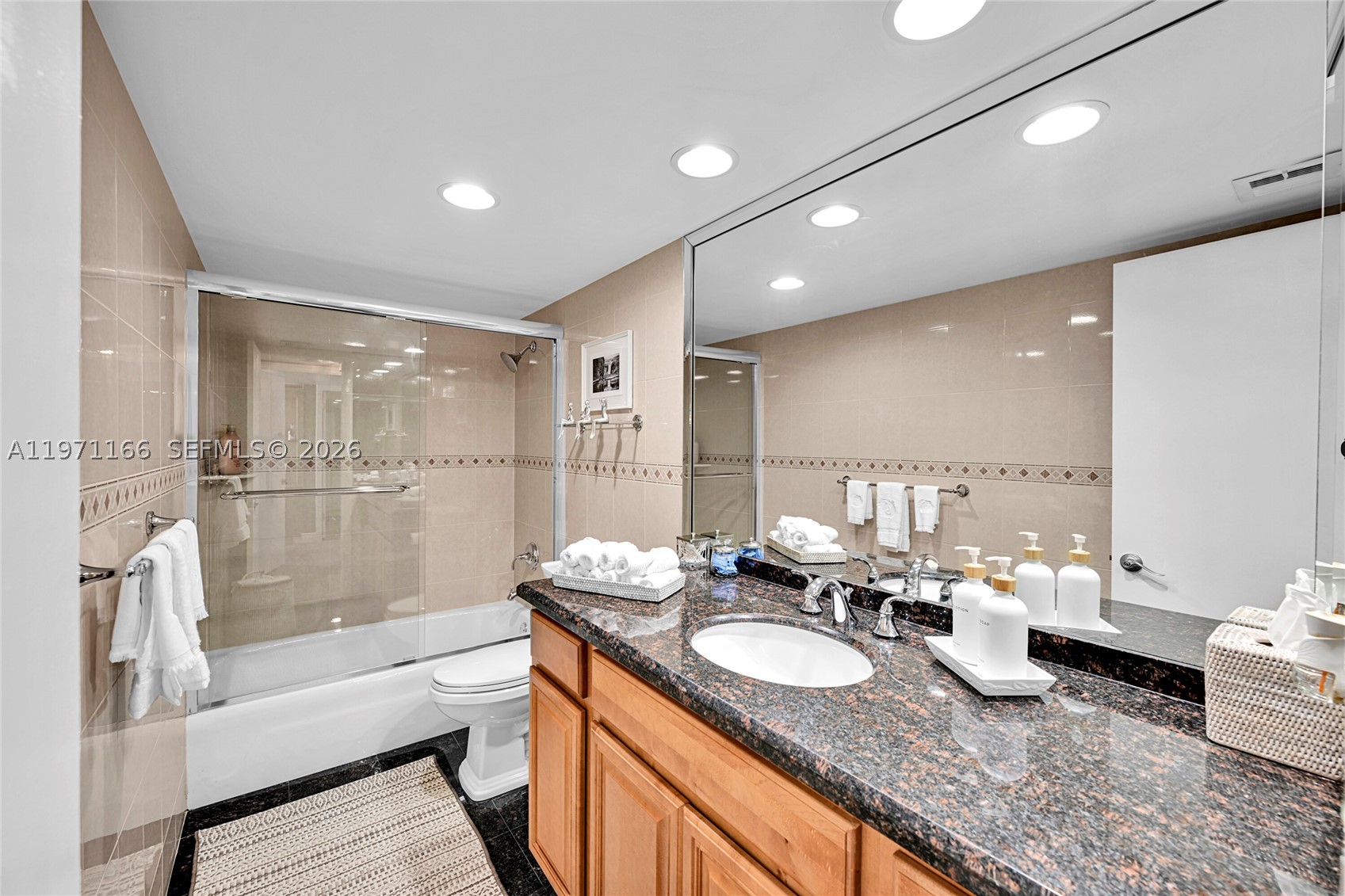 936 Intracoastal Dr #9H, Fort Lauderdale FL 33304