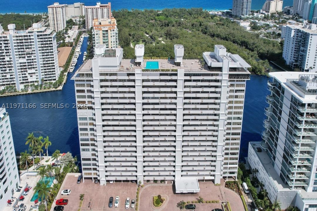 936 Intracoastal Dr #9H, Fort Lauderdale FL 33304