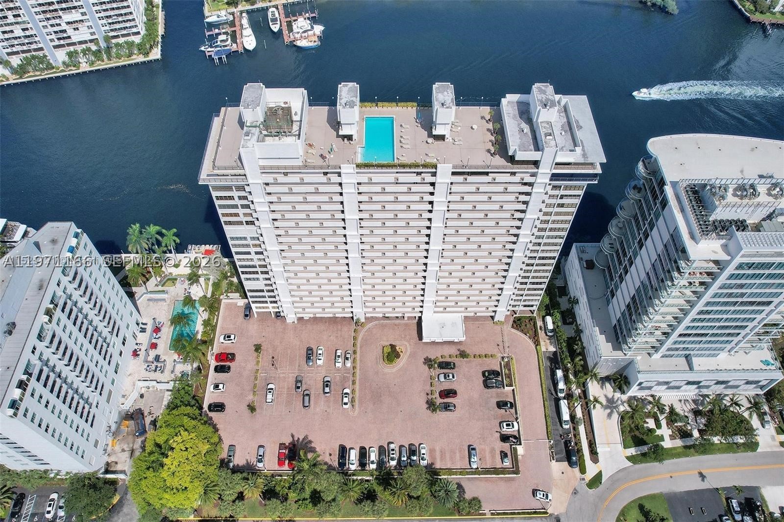 936 Intracoastal Dr #9H, Fort Lauderdale FL 33304