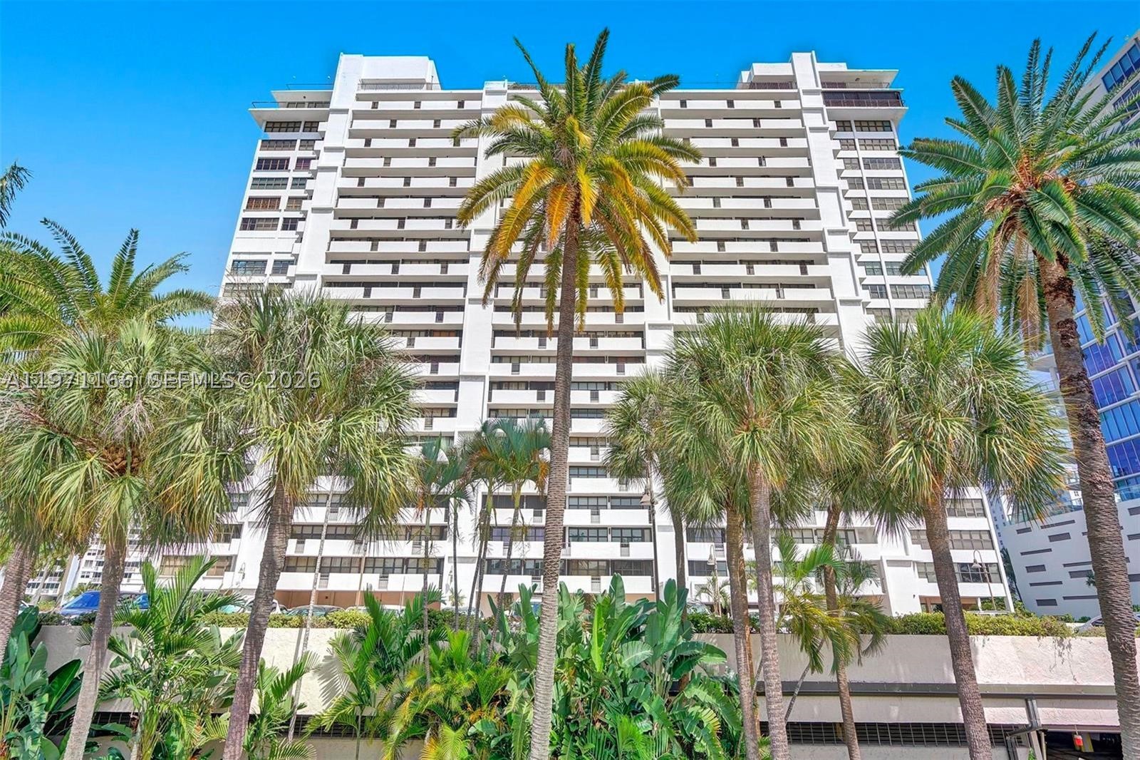 936 Intracoastal Dr #9H, Fort Lauderdale FL 33304