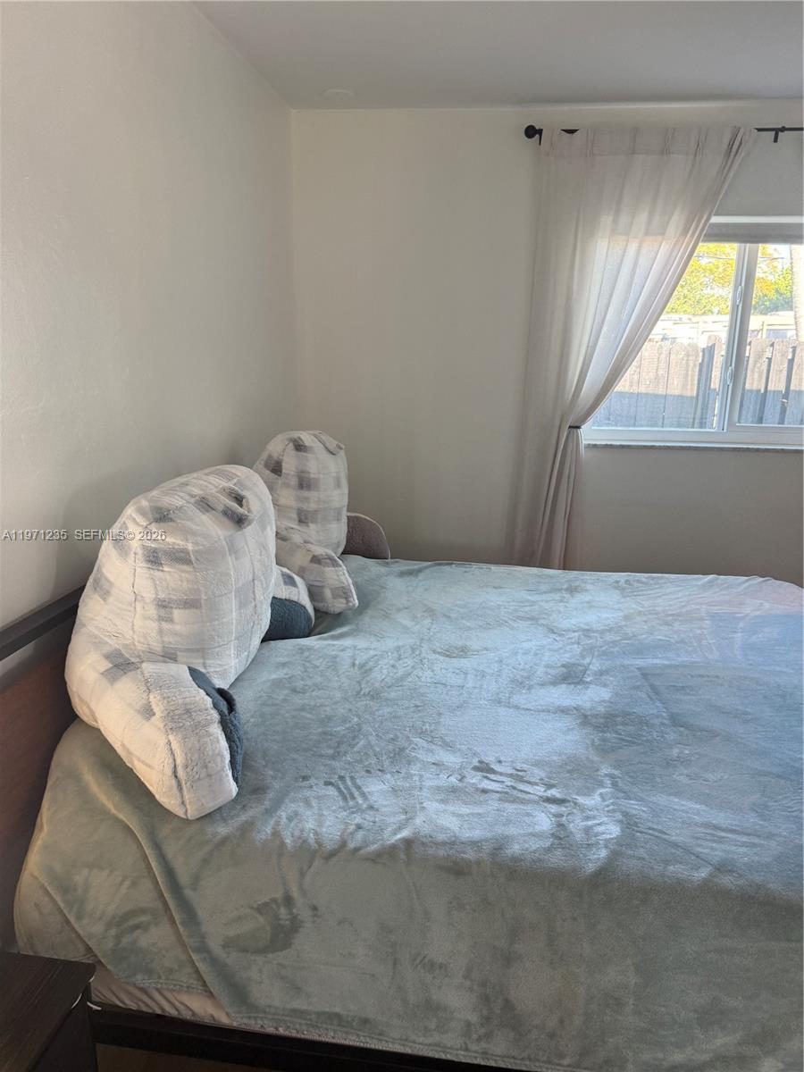 4450 NW 9th St, Coconut Creek FL 33066