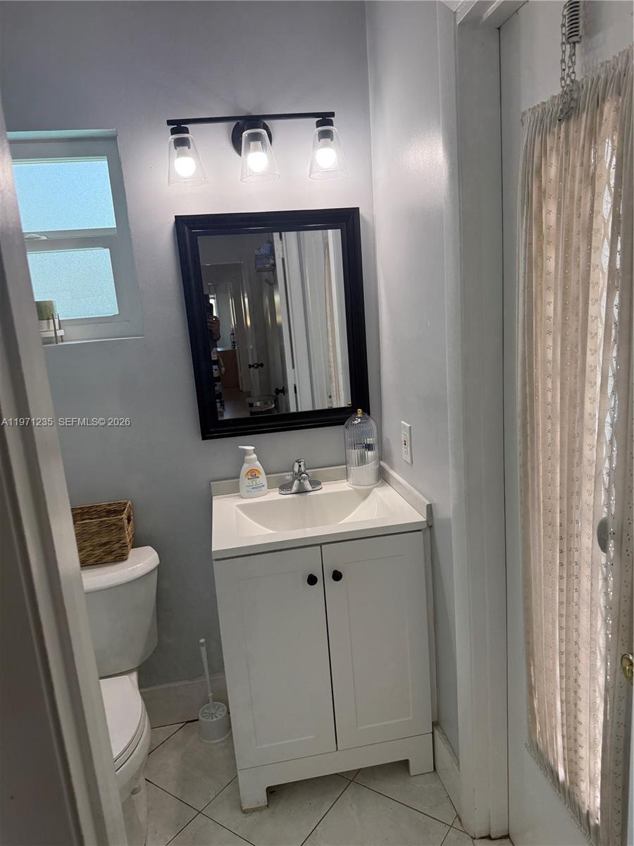4450 NW 9th St, Coconut Creek FL 33066