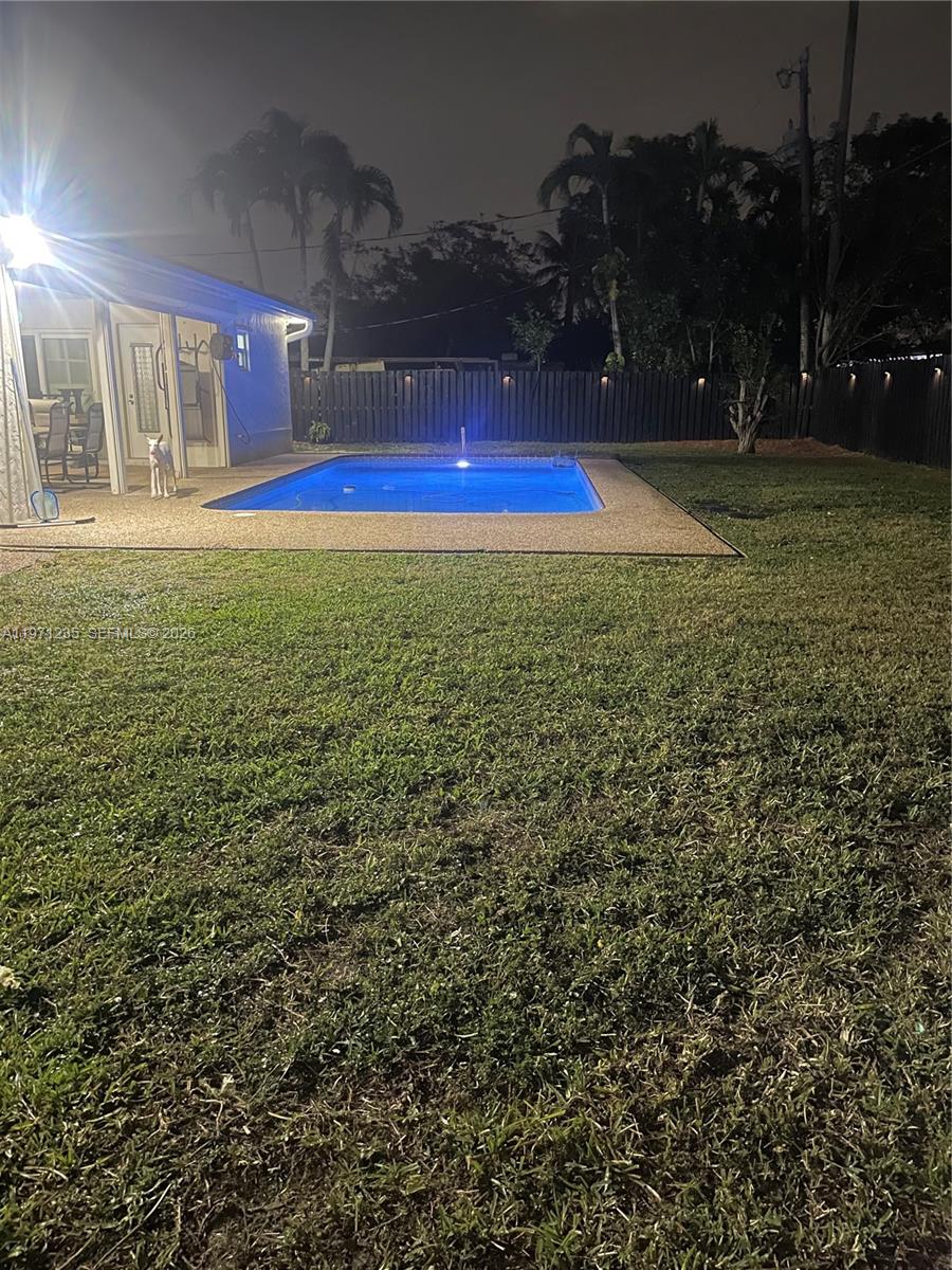 4450 NW 9th St, Coconut Creek FL 33066