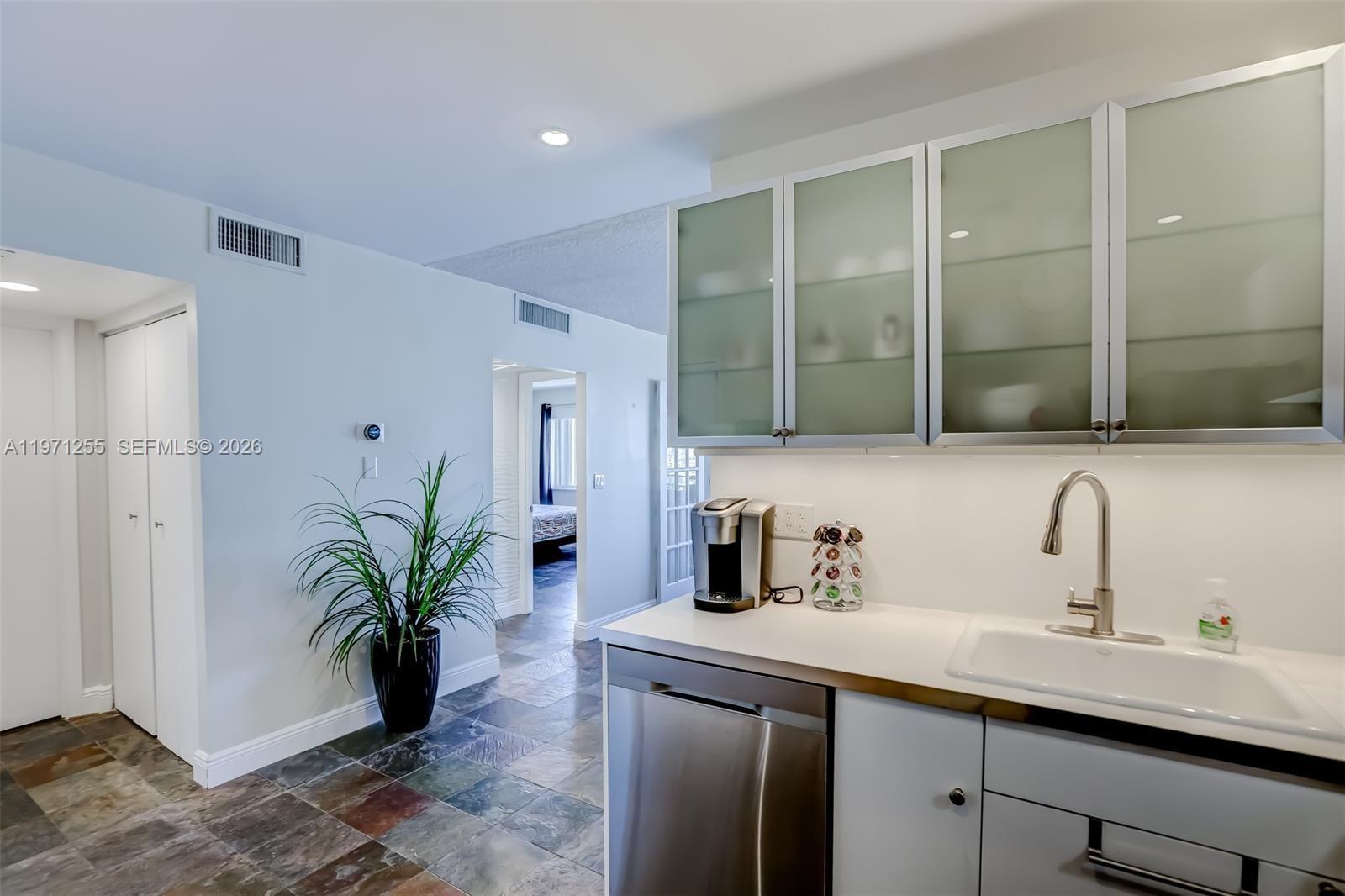 401 Golden Isles Dr #1101, Hallandale Beach FL 33009