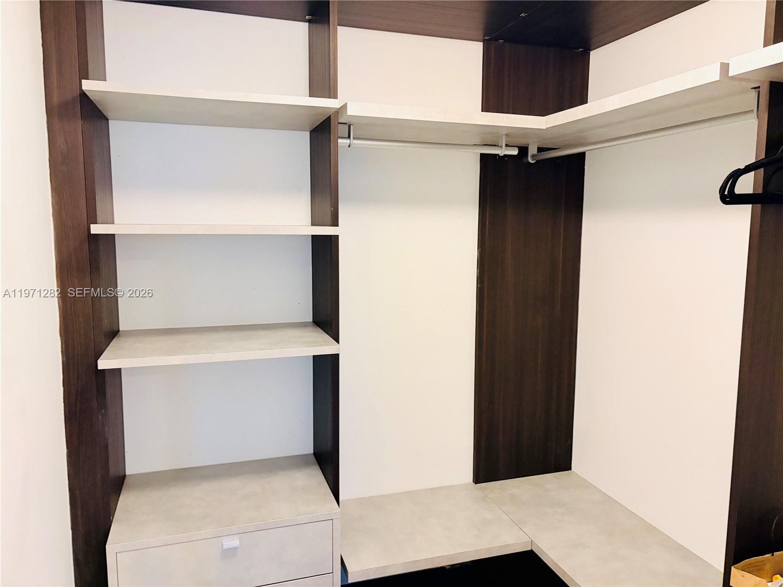 801 S Miami Ave #2208, Miami FL 33130