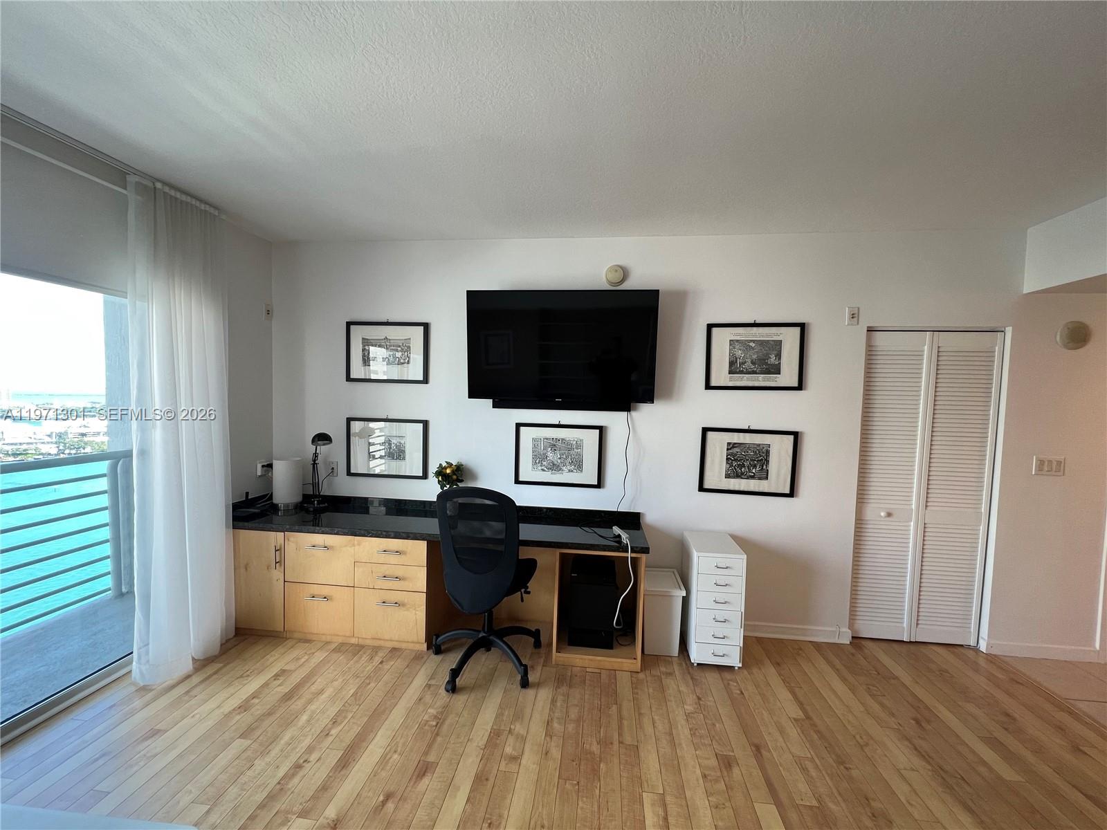 335 S Biscayne Blvd #2906, Miami FL 33131