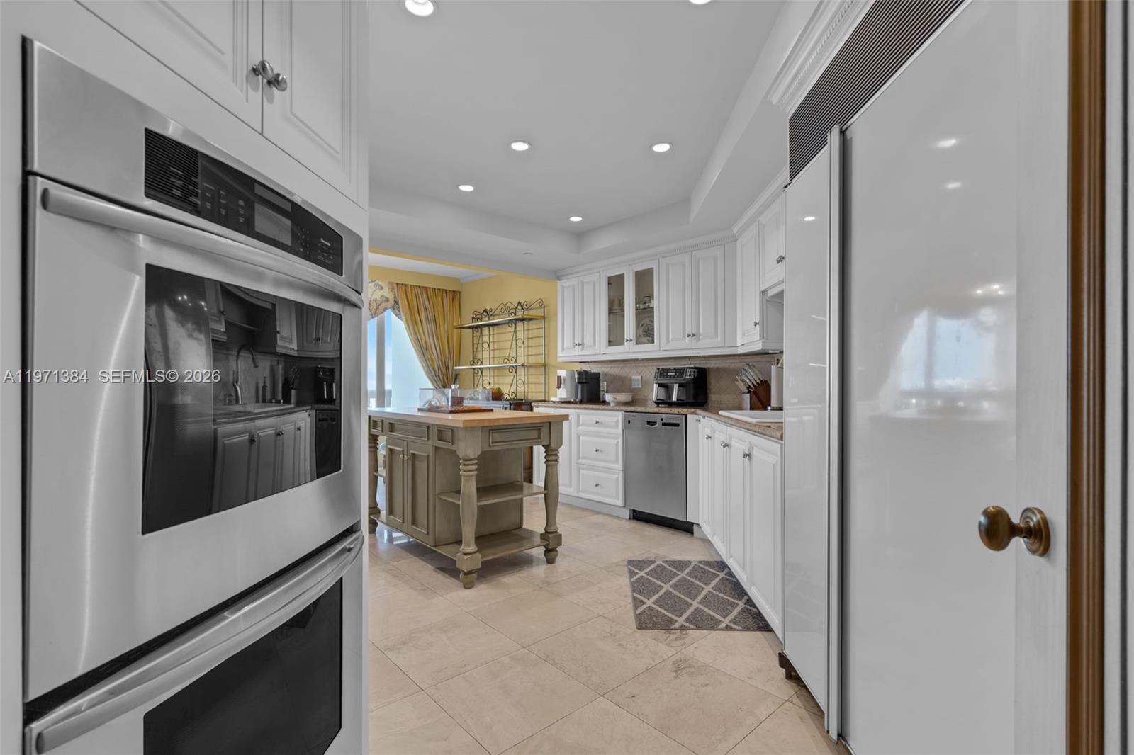 3000 Island Blvd #2902, Aventura FL 33160