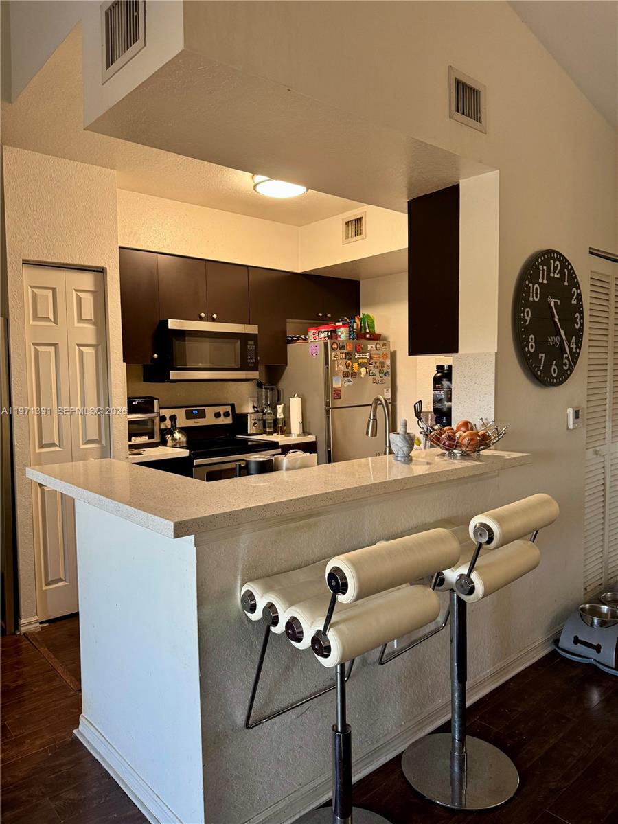 2517 Centergate Dr #203, Miramar FL 33025