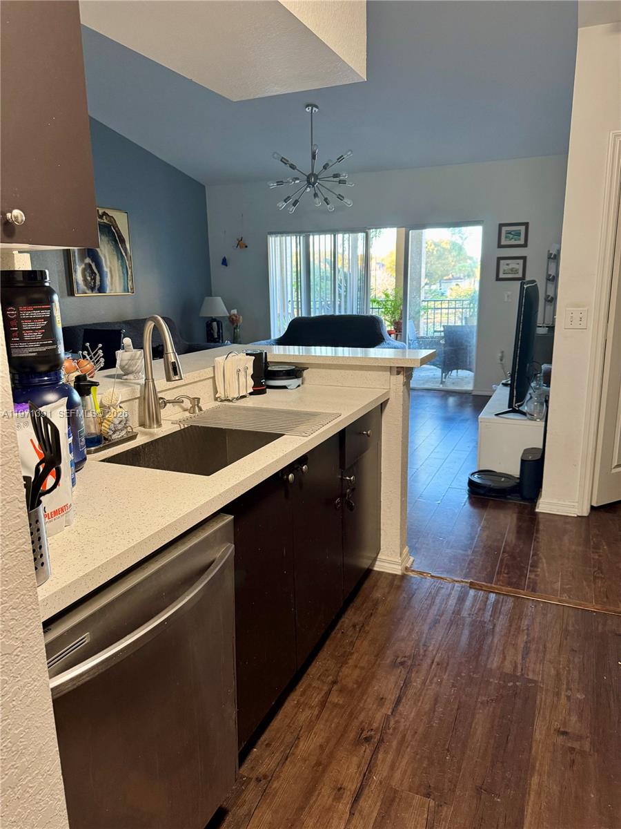 2517 Centergate Dr #203, Miramar FL 33025