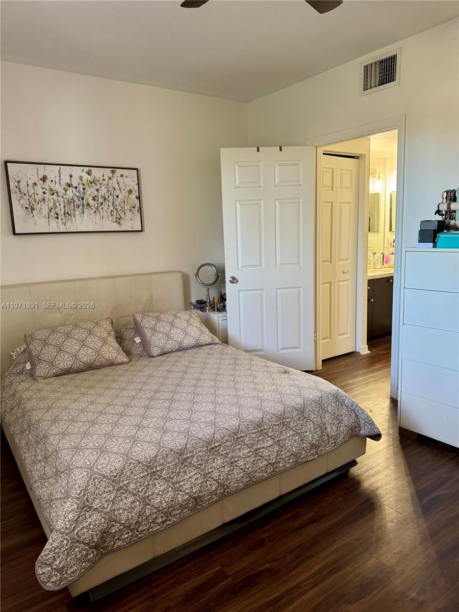2517 Centergate Dr #203, Miramar FL 33025