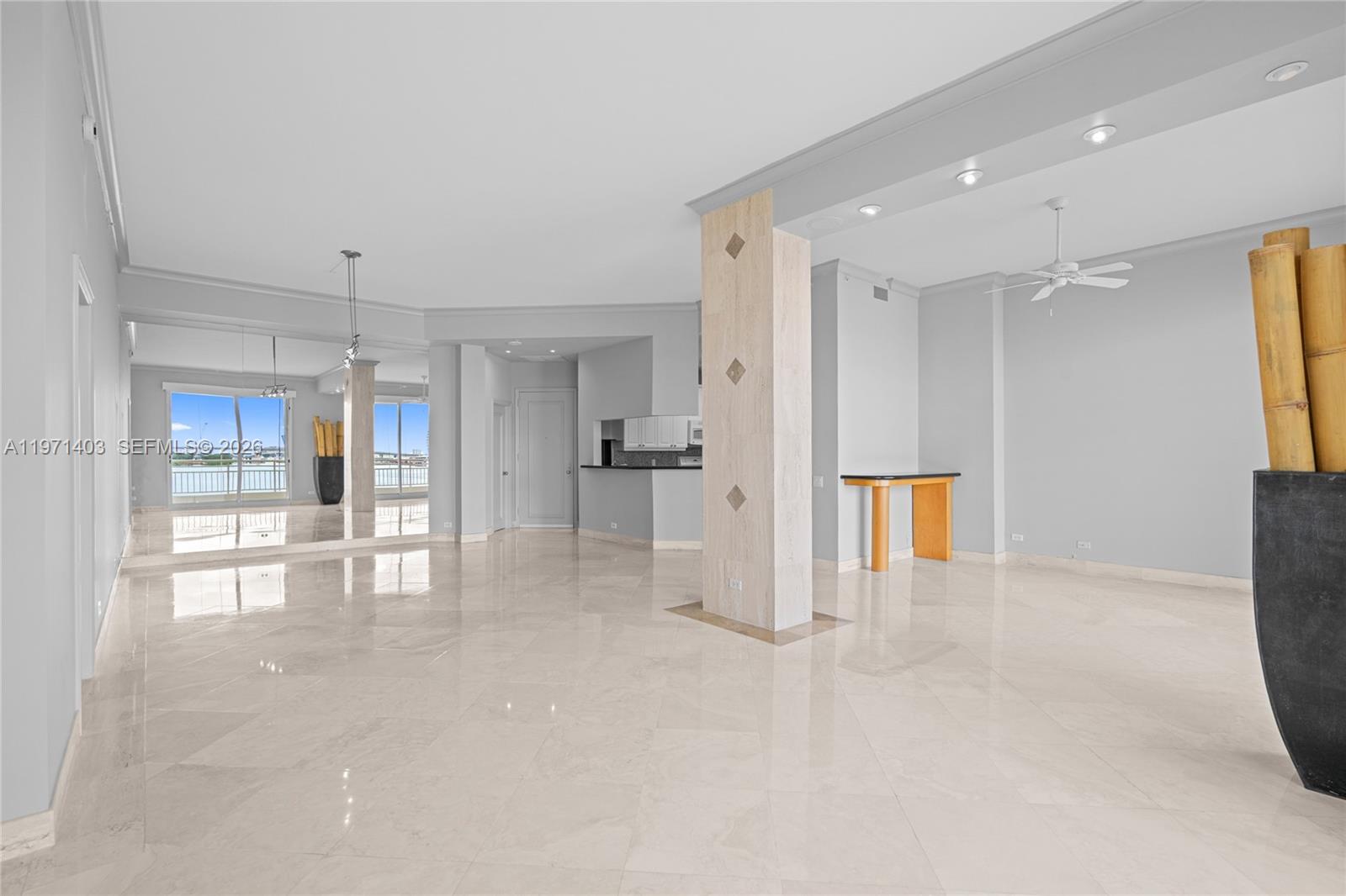 888 Brickell Key Dr #408, Miami FL 33131