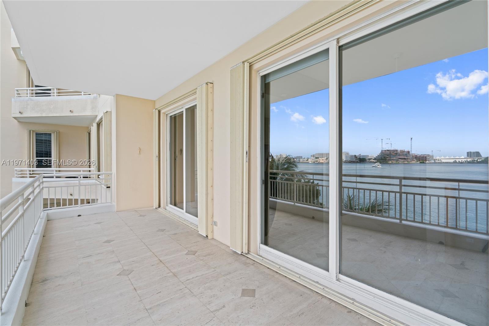 888 Brickell Key Dr #408, Miami FL 33131