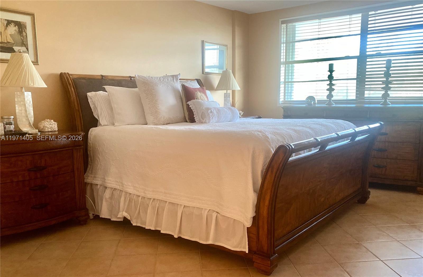 177 Ocean Lane Dr #204, Key Biscayne FL 33149