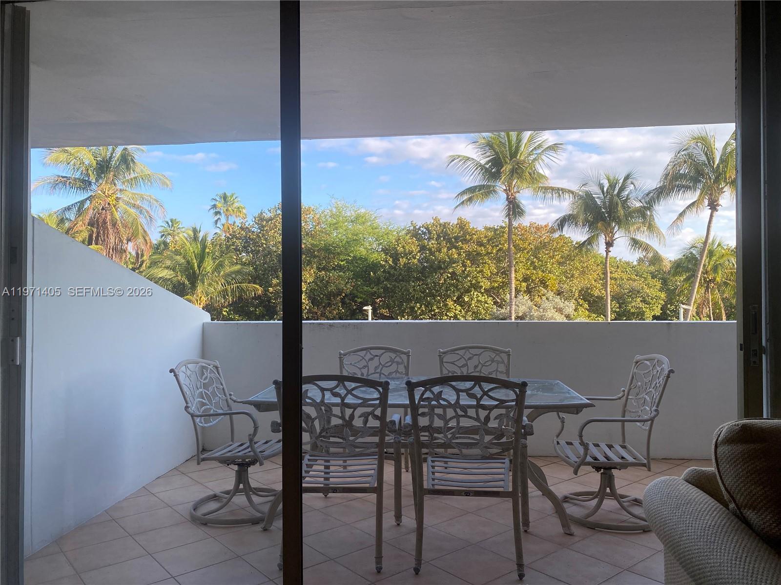 177 Ocean Lane Dr #204, Key Biscayne FL 33149