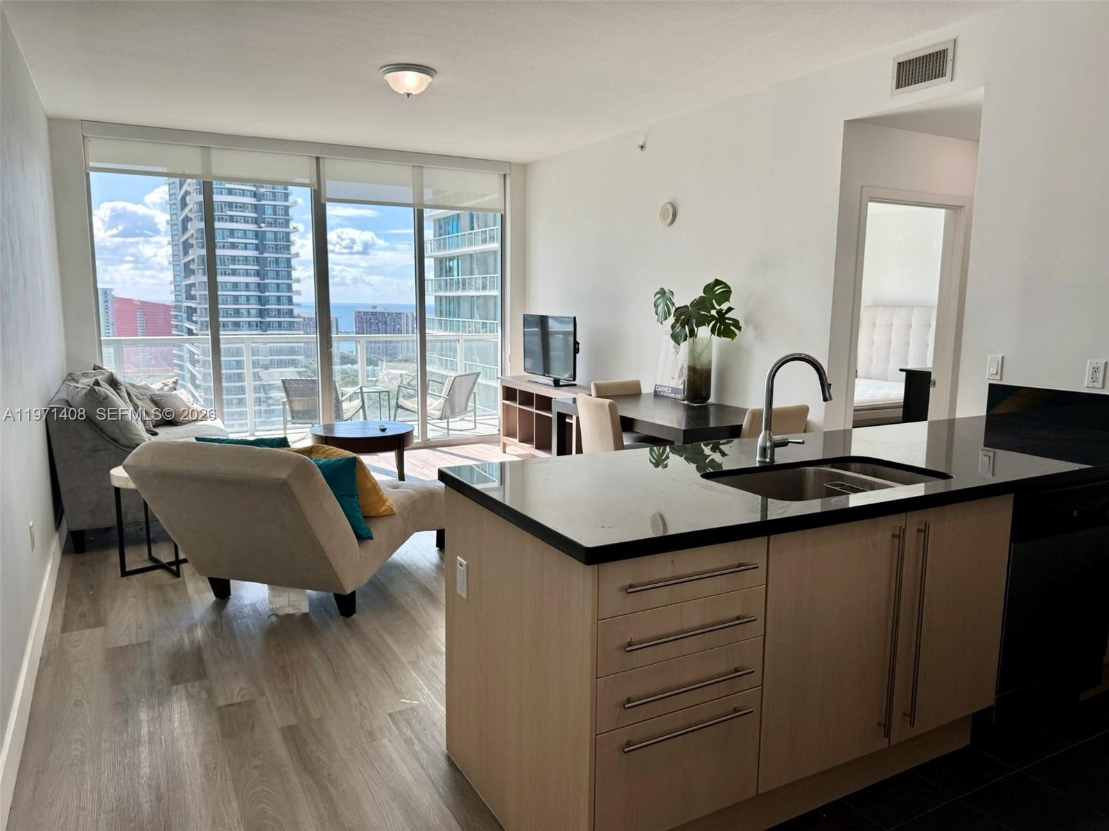 1111 SW 1st Ave #3018, Miami FL 33130