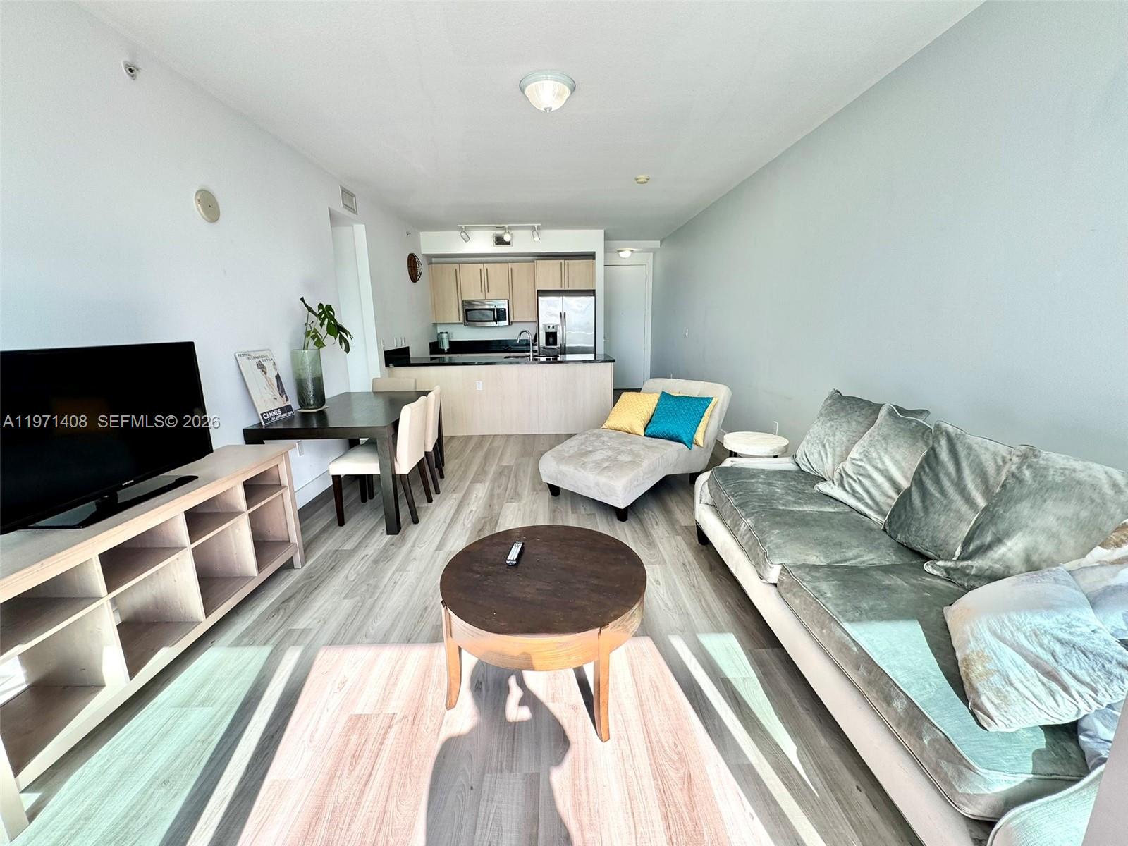 1111 SW 1st Ave #3018, Miami FL 33130