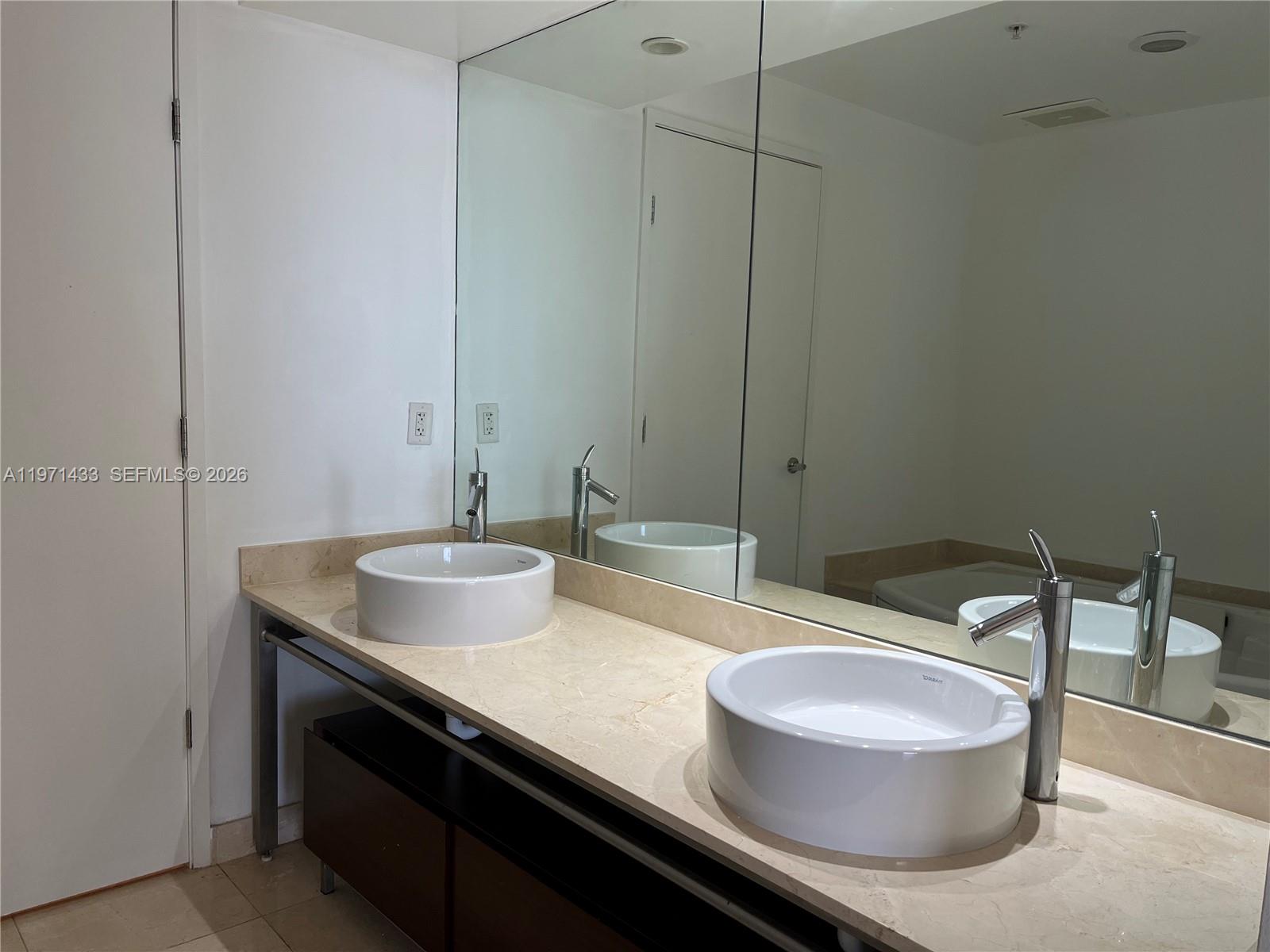 16275 Collins Ave #2603, Sunny Isles Beach FL 33160