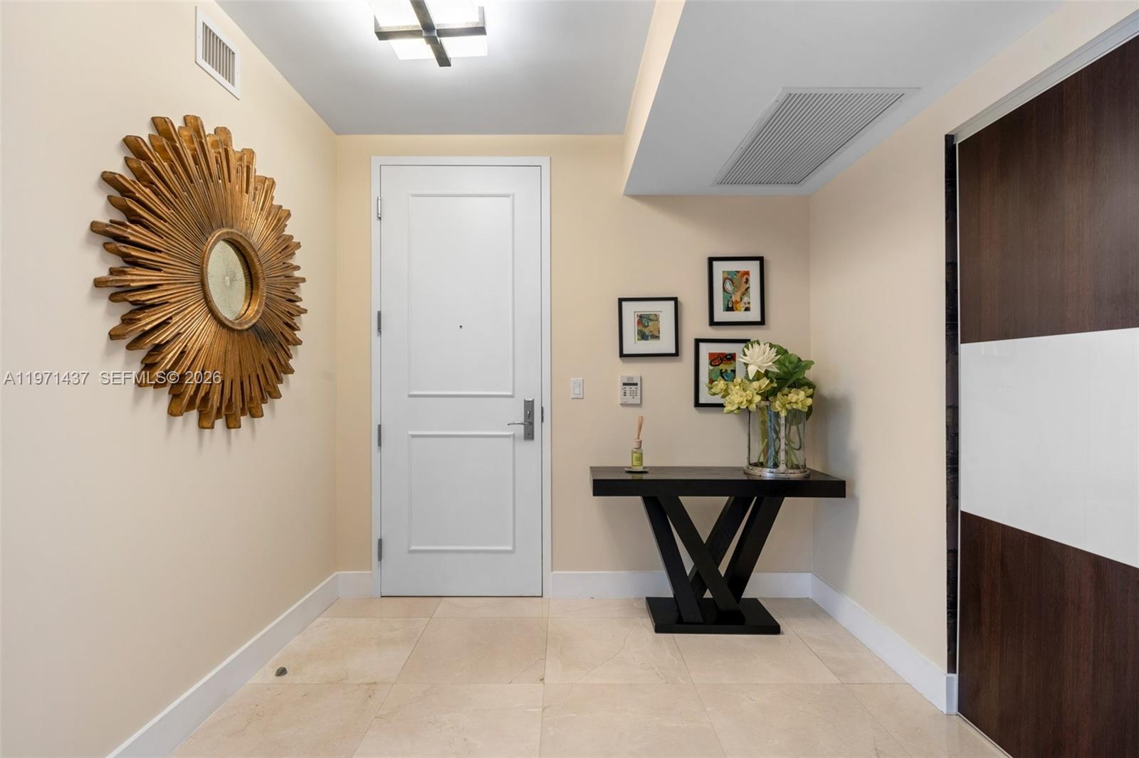 3301 NE 183rd St #1104, Aventura FL 33160