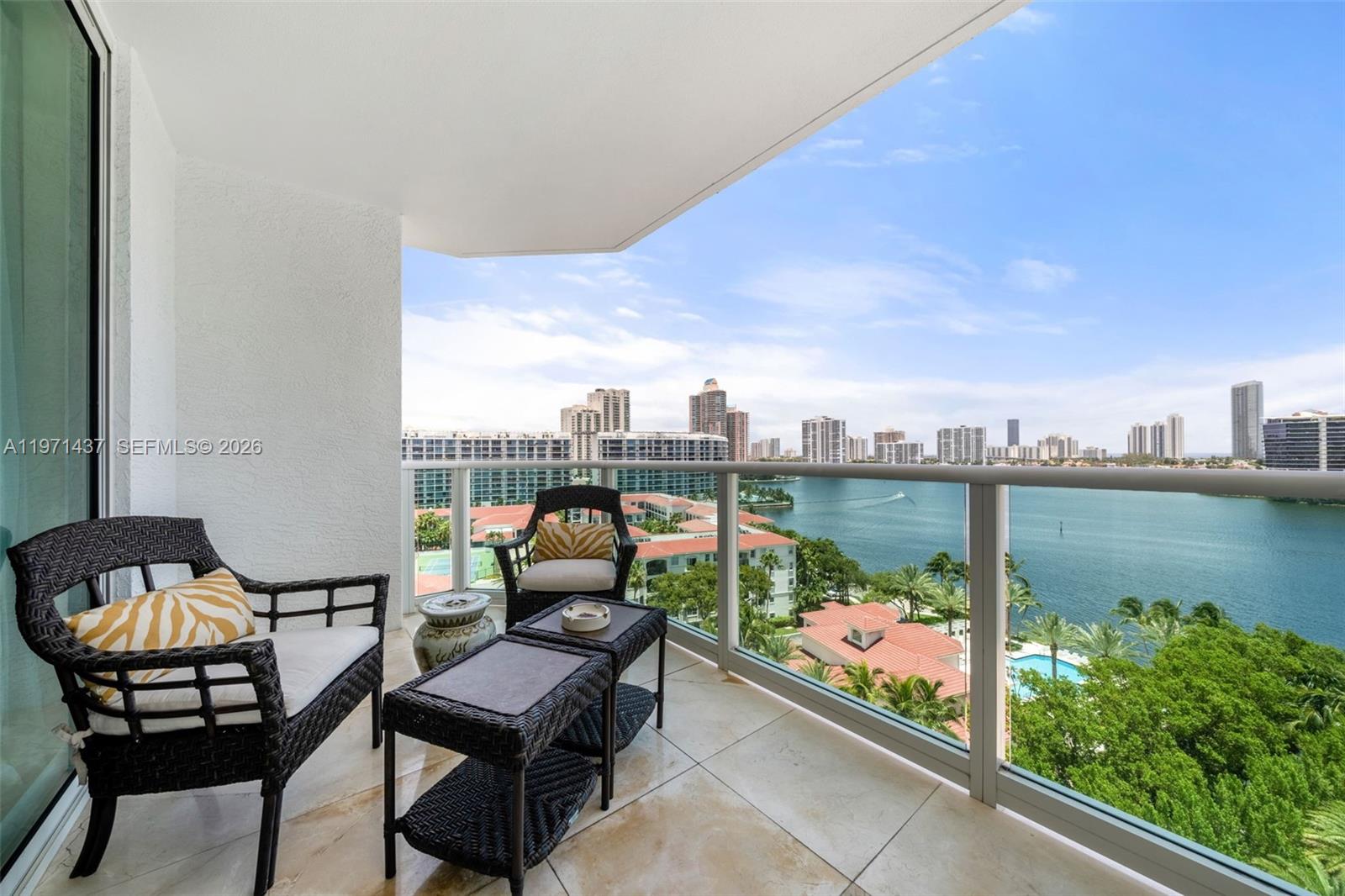 3301 NE 183rd St #1104, Aventura FL 33160