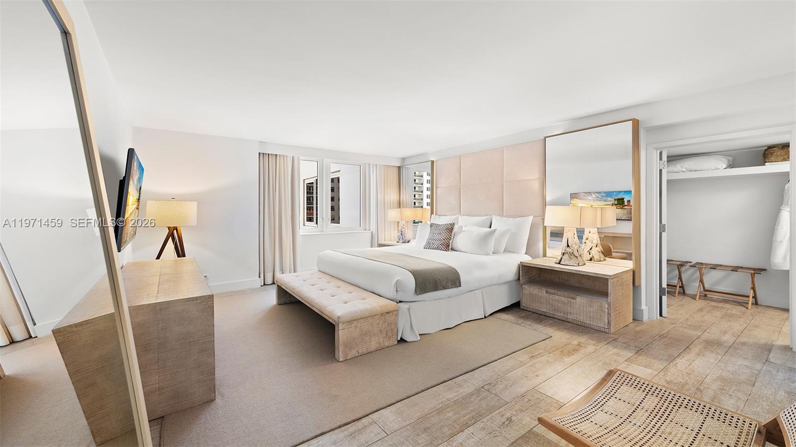 102 24th St #904, Miami Beach FL 33139